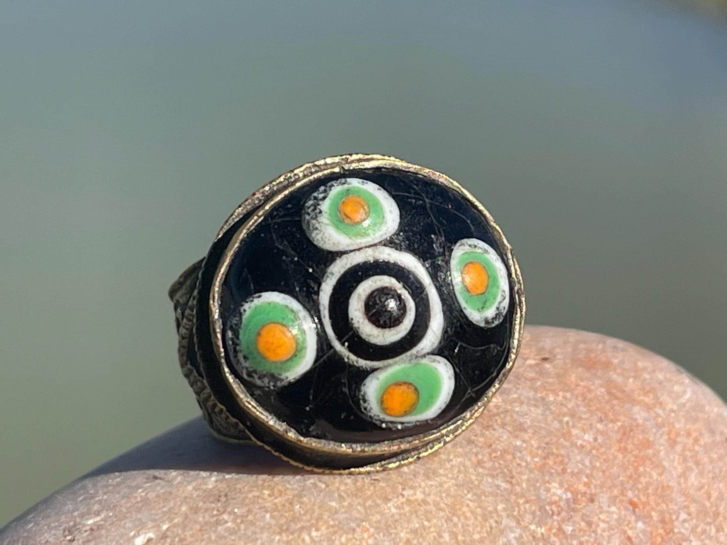 Fabulous vintage ring, large black ring, boho vintage jewellery, ethical jewellery, gypsy ring. Gypsy jewellery, statement jewellery