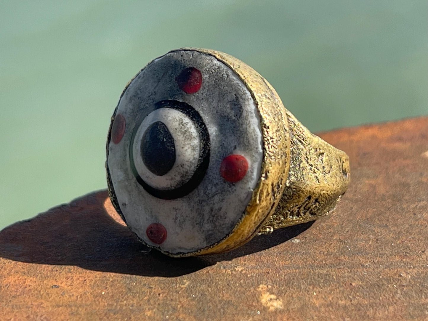 Fabulous vintage ring, large white ring, boho vintage jewellery, ethical jewellery, gypsy ring. Gypsy jewellery, statement jewellery