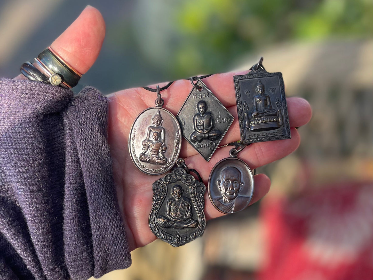 Vintage Thai Buddhist pendant. Antique Buddhist pendant. Thai amulet. Buddha necklace. Buddha jewellery. Yoga jewellery. Vintage necklaces.