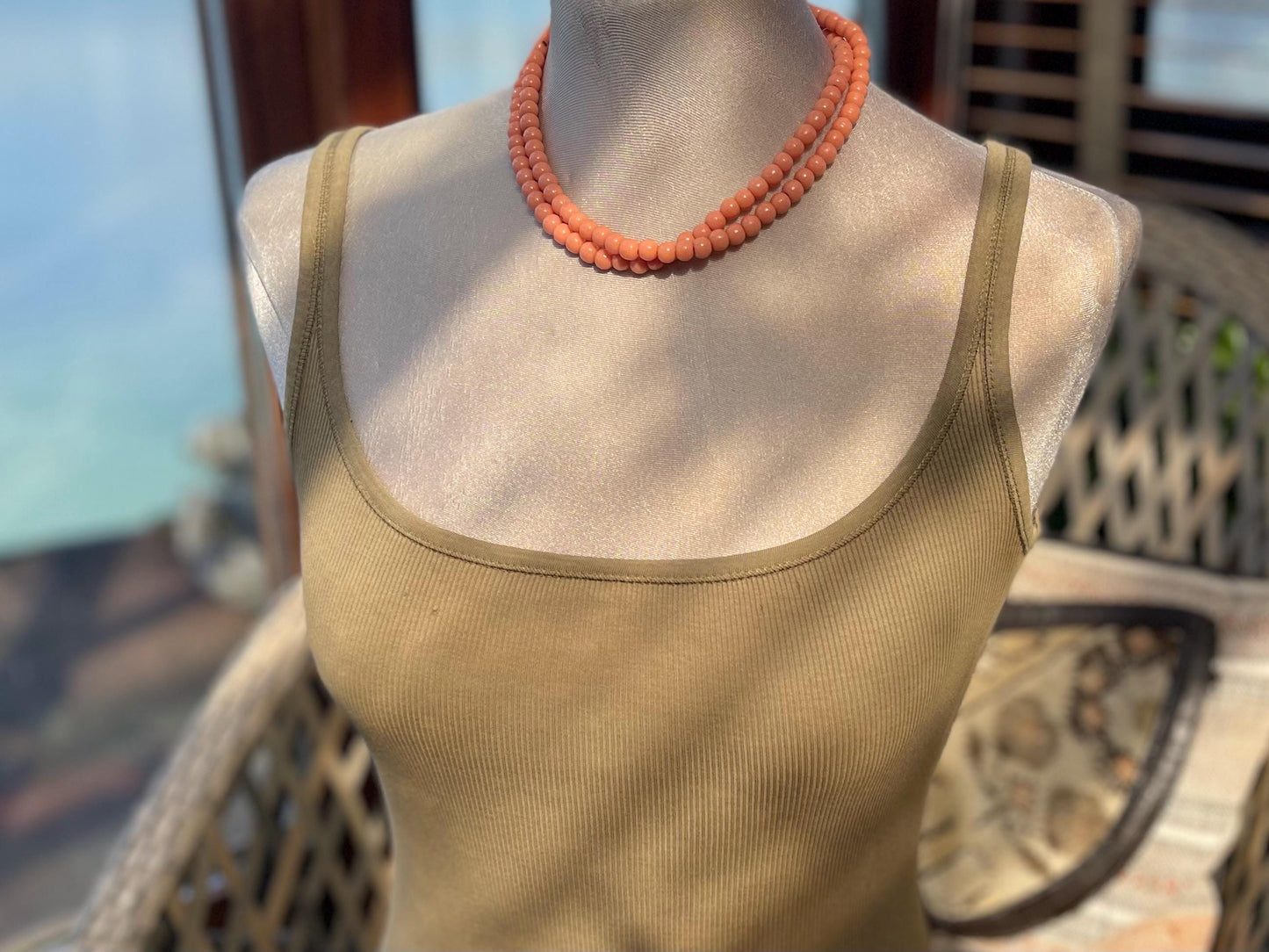 Stunning vintage necklace. Peach glass beads. Wedding jewellery. Eco friendly jewellery. Ehical jewellery, short length.