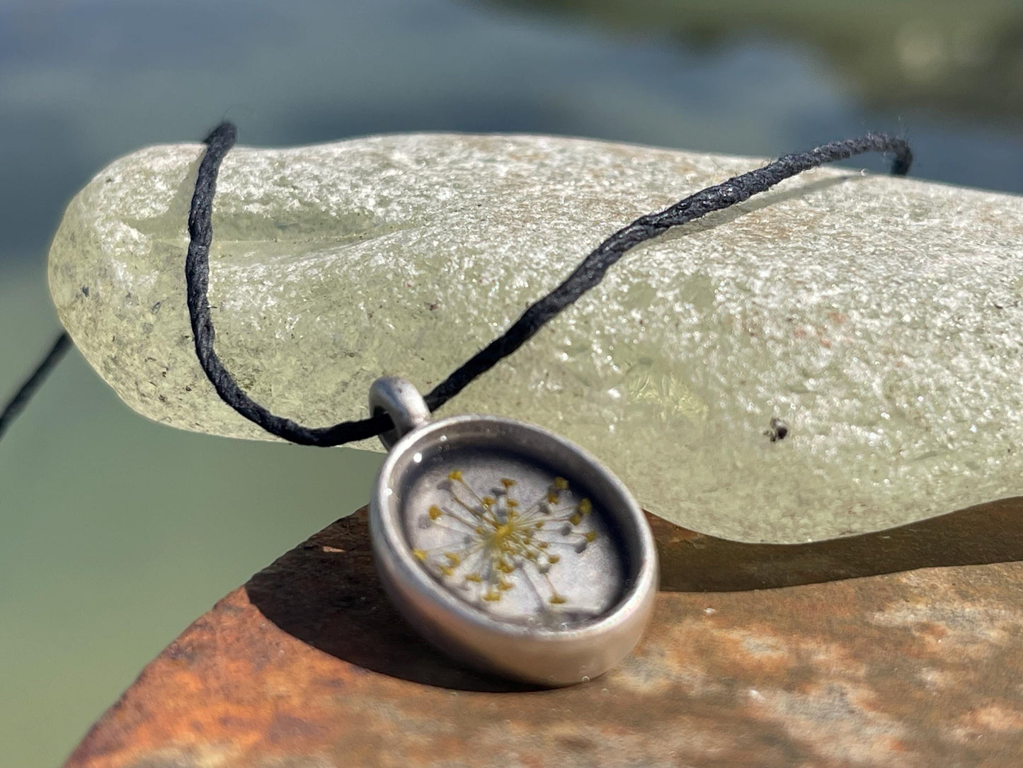 Wild carrot flower necklace, romantic necklace, ethical jewellery, unusual birthday gift for her, unique necklace, unusual gardeners gift