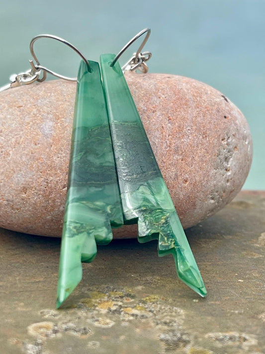 Silver earrings, boho earrings, unusual gift for her, malachite earrings, malachite jewellery, green gemstone earrings. Unusual jewellery