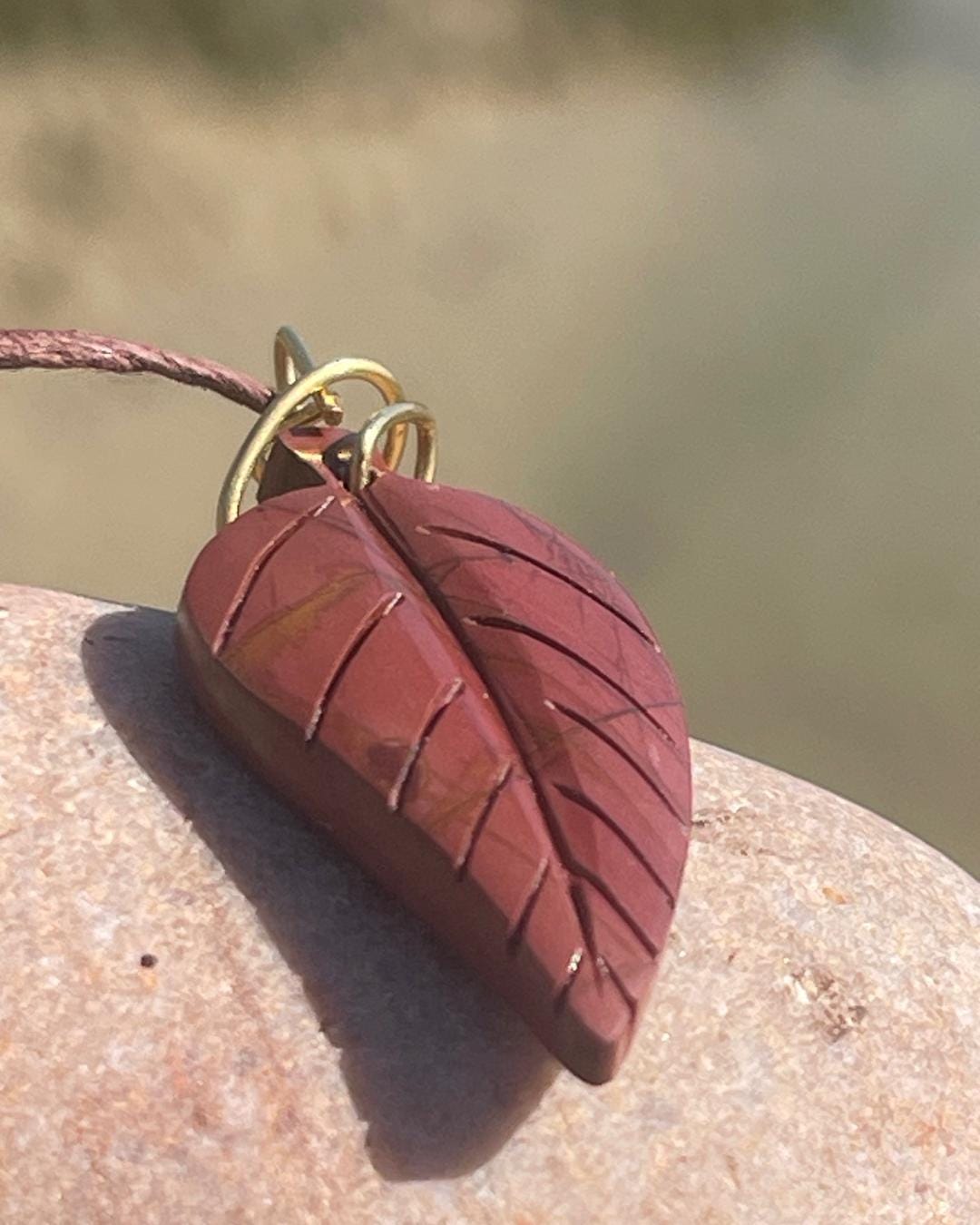 Leaf pendant. Mahogany obsidian necklace, ethical jewellery. Unusual necklace, boho gift for her, unusual jewellery, unique gift for him