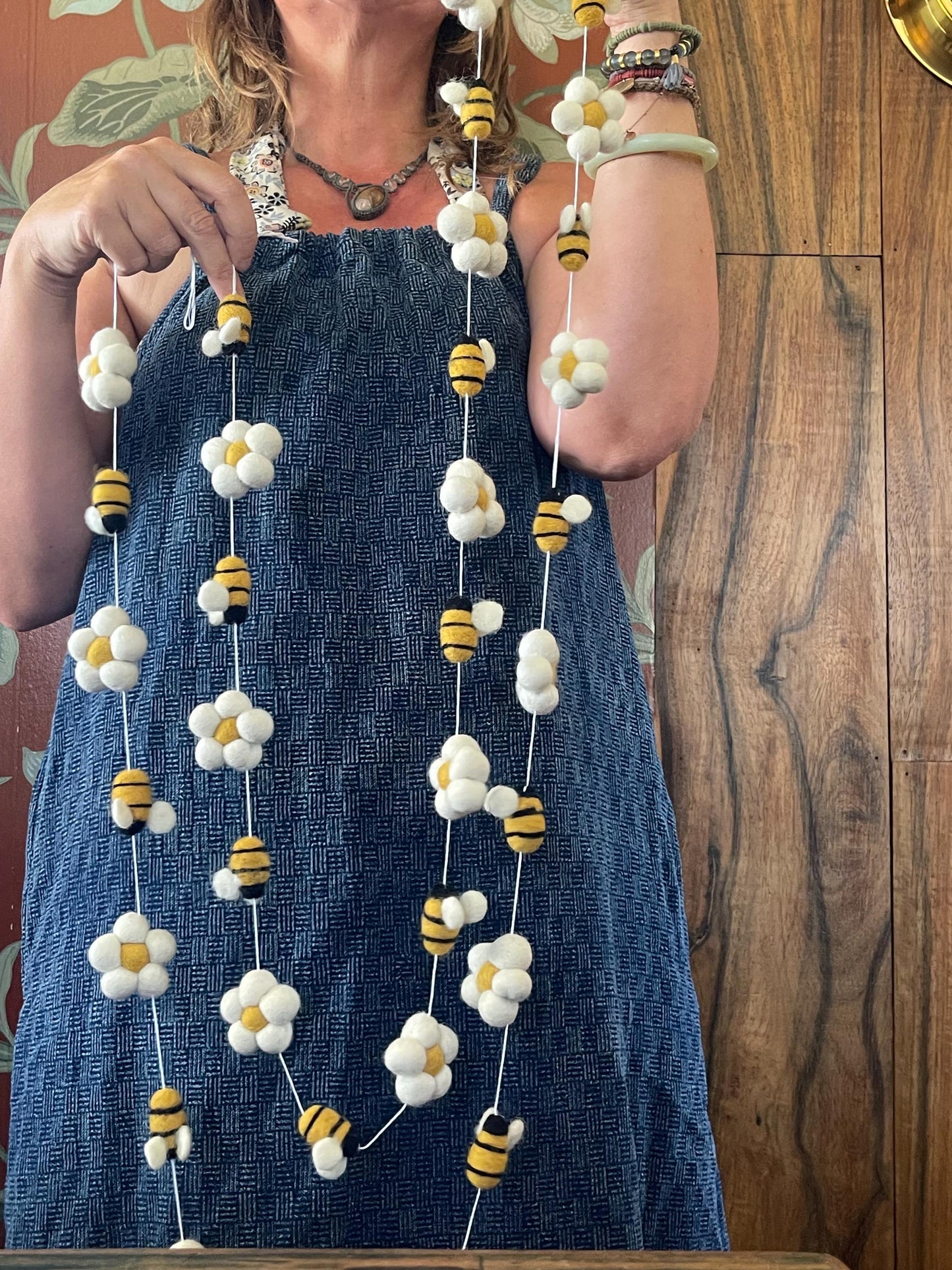 Bee garland for the home, garden, festivals, parties and weddings. Bee decorations. Flower garlands. Boho decorations for the home.