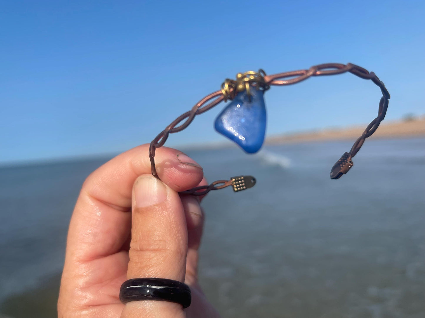Blue sea glass and recycled copper bracelet. Eco friendly rustic beach jewellery. Unique boho jewellery. Blue sea glass bracelet. Ethical