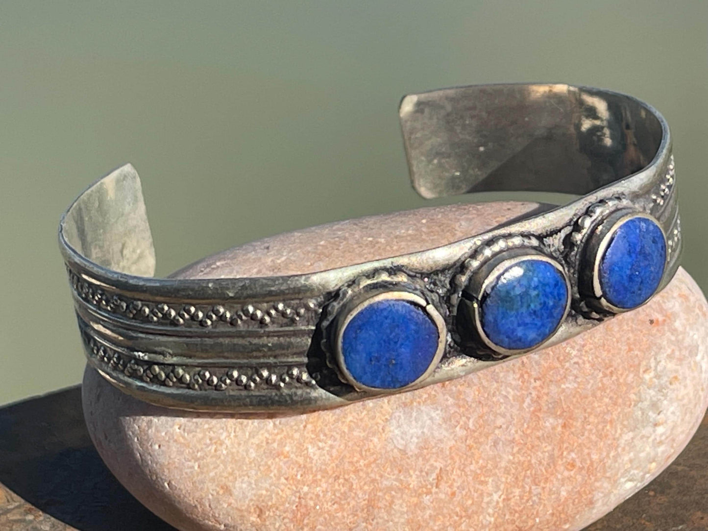 Vintage lapis bangle, vintage jewellery, ethical jewellery, belly dance bracelet, boho bracelet, lapis bracelet, vintage lapis jewellery