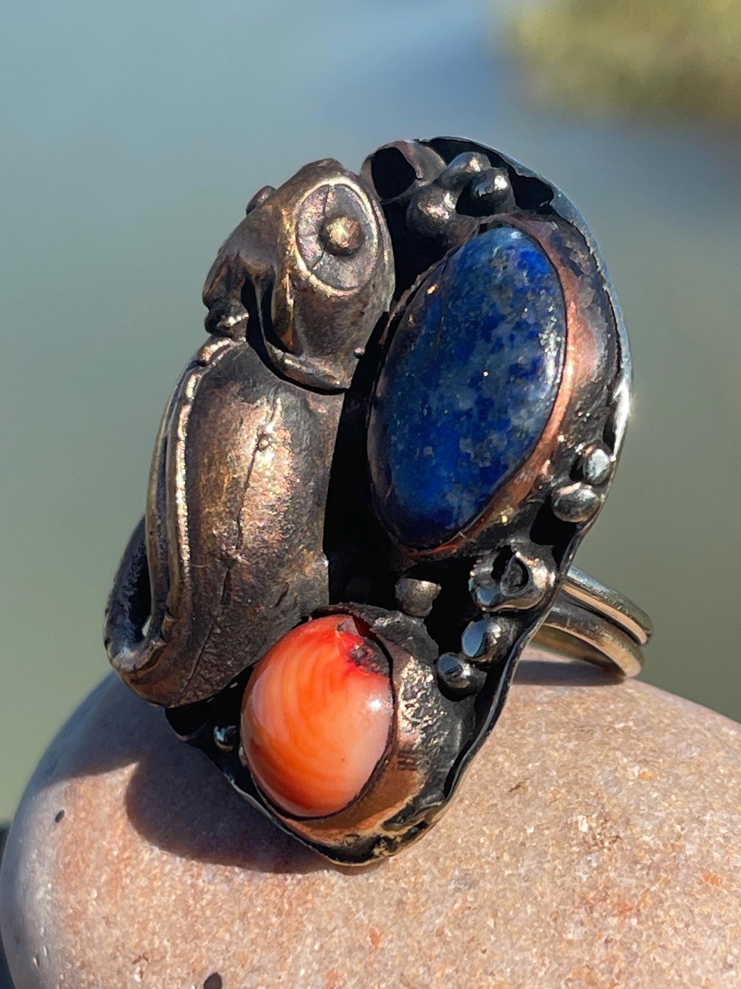 Fabulous vintage ghecko ring, lapis ring, boho vintage jewellery, ethical jewellery, gypsy ring. Gypsy jewellery, statement jewellery