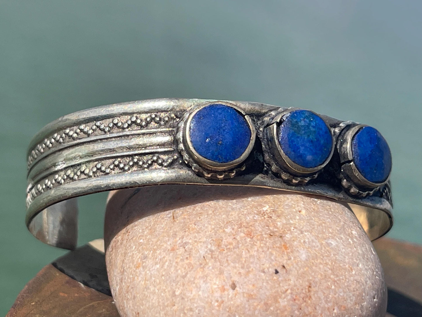 Vintage lapis bangle, vintage jewellery, ethical jewellery, belly dance bracelet, boho bracelet, lapis bracelet, vintage lapis jewellery
