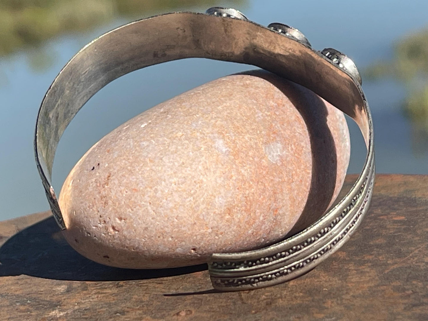 Vintage lapis bangle, vintage jewellery, ethical jewellery, belly dance bracelet, boho bracelet, lapis bracelet, vintage lapis jewellery