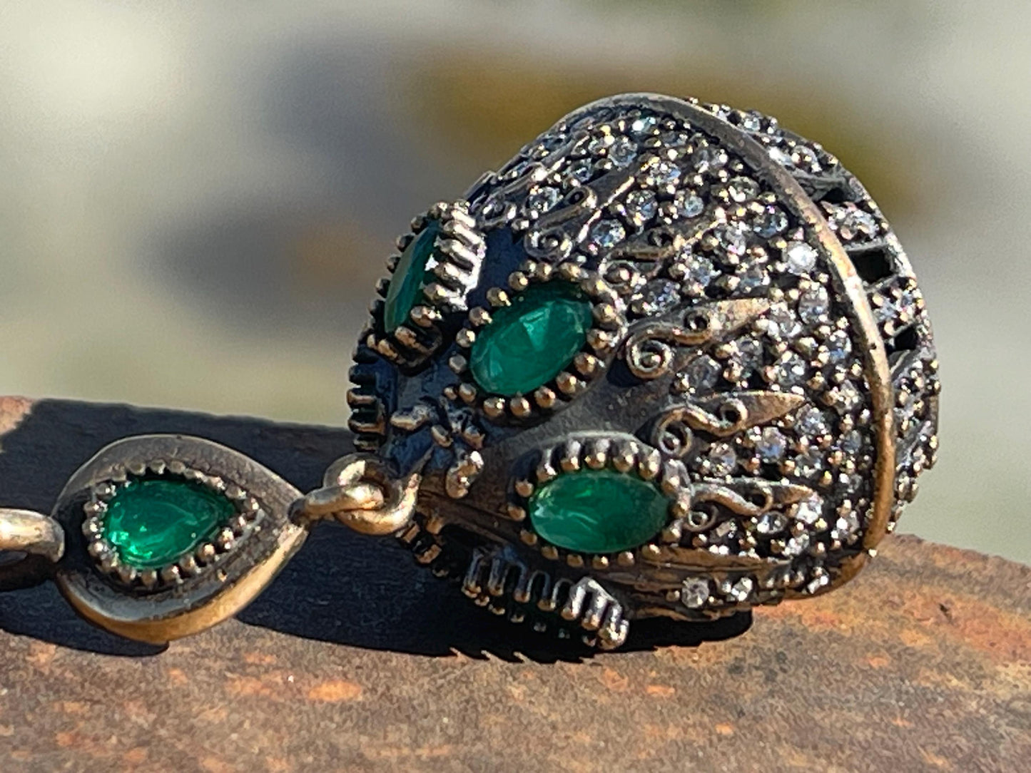 Fabulous vintage necklace, large necklace, boho vintage jewellery, ethical jewellery, green statement jewellery. Ethical gifts.