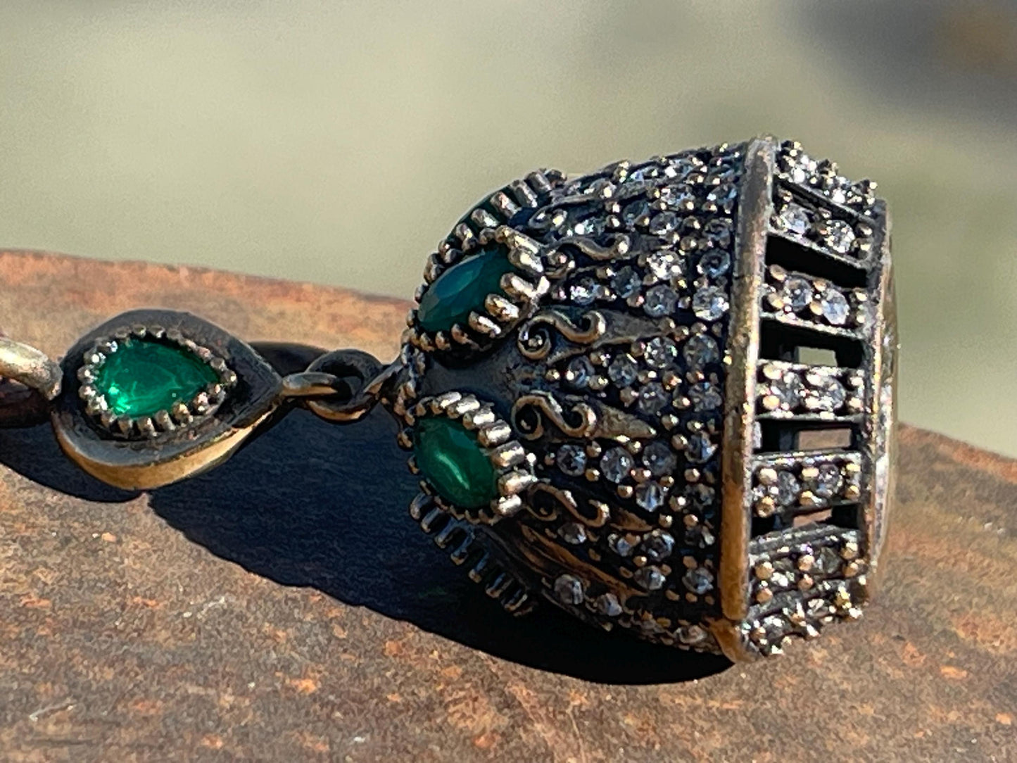 Fabulous vintage necklace, large necklace, boho vintage jewellery, ethical jewellery, green statement jewellery. Ethical gifts.