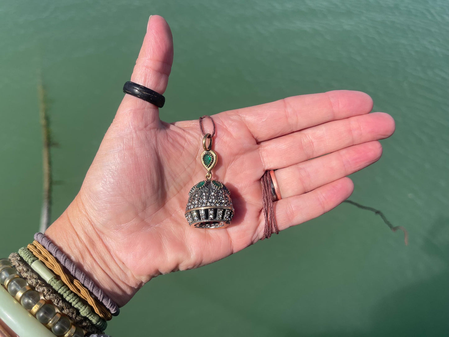 Fabulous vintage necklace, large necklace, boho vintage jewellery, ethical jewellery, green statement jewellery. Ethical gifts.