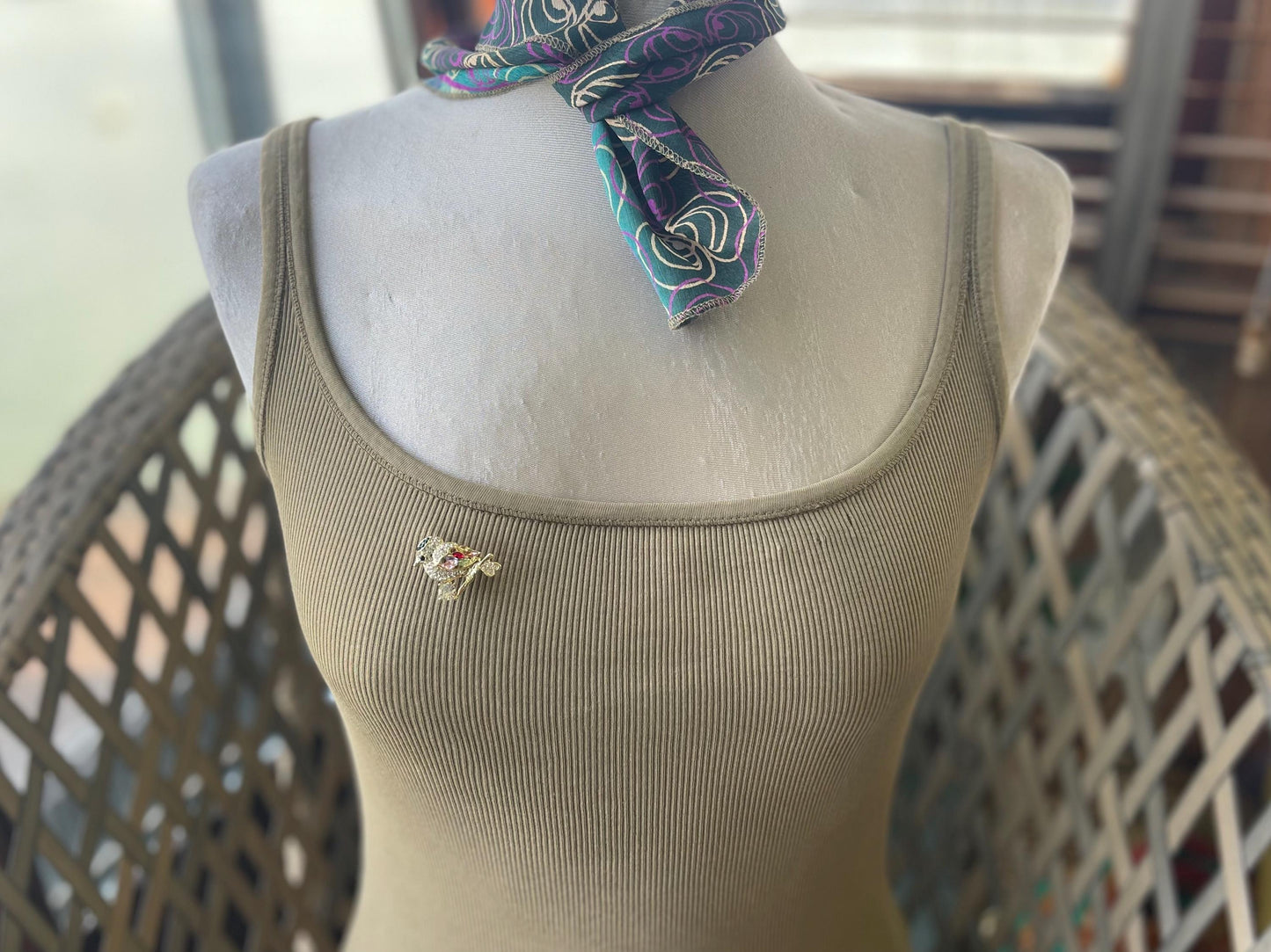 Bird brooch, vintage jewellery, retro jewellery, unusual jewellery, bird brooch, eco friendly gifts for her, ethical jewellery