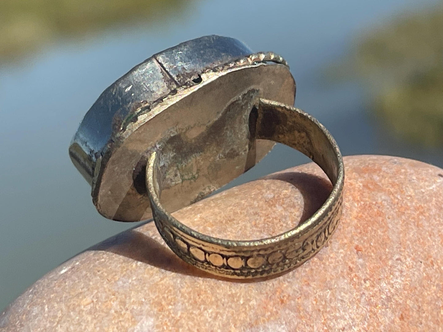 Fabulous vintage ring, large blue ring, boho vintage jewellery, ethical jewellery, gypsy ring. Gypsy jewellery, statement jewellery