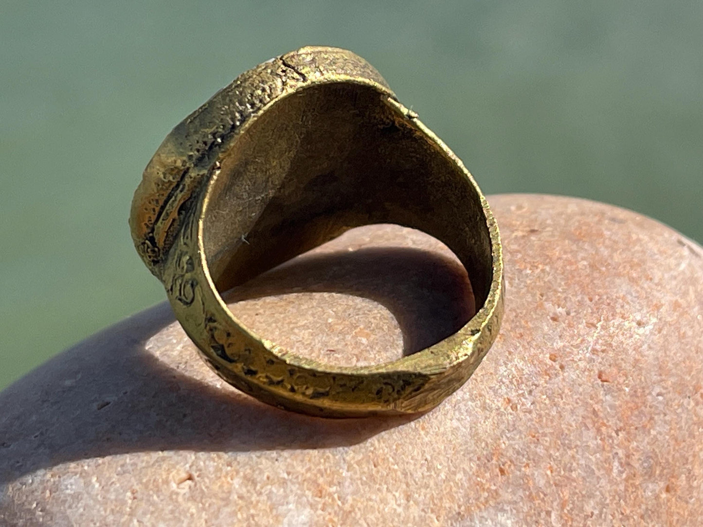 Fabulous vintage ring, large white ring, boho vintage jewellery, ethical jewellery, gypsy ring. Gypsy jewellery, statement jewellery