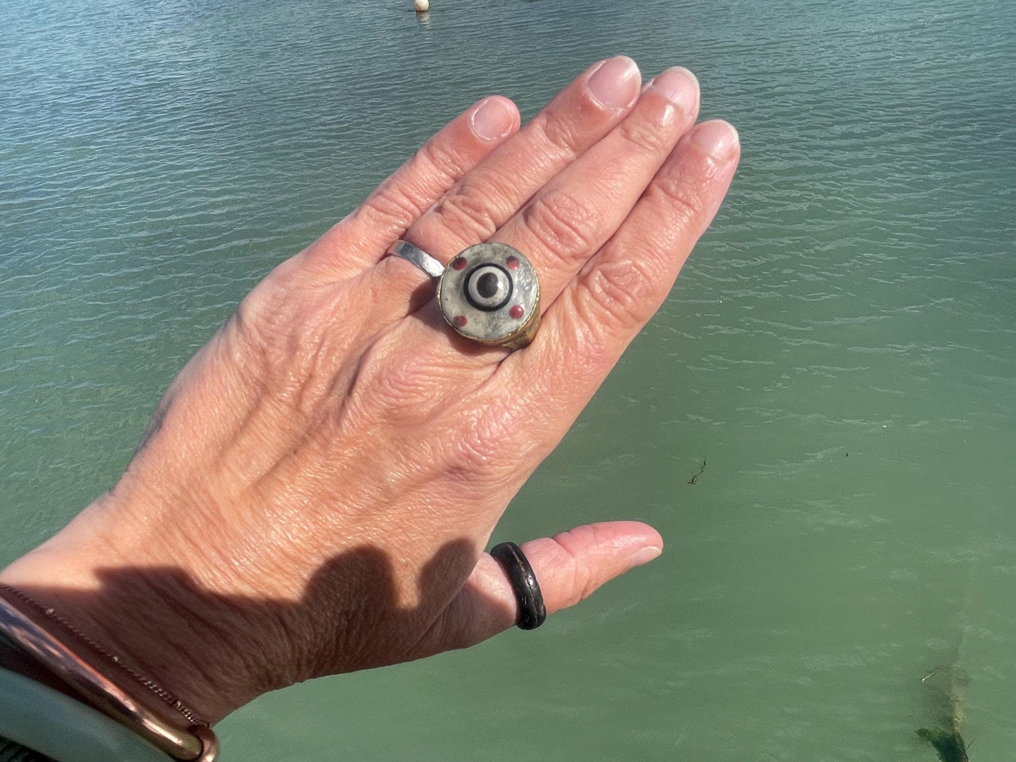 Fabulous vintage ring, large white ring, boho vintage jewellery, ethical jewellery, gypsy ring. Gypsy jewellery, statement jewellery