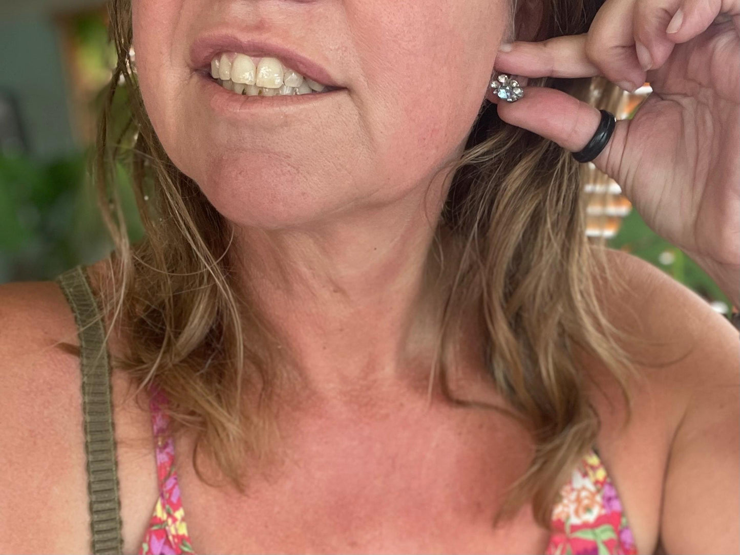 Vintage clip on earrings, vintage jewellery, ethical jewellery, boho jewellery, retro clip on earrings, eco friendly gifts, flower earrings