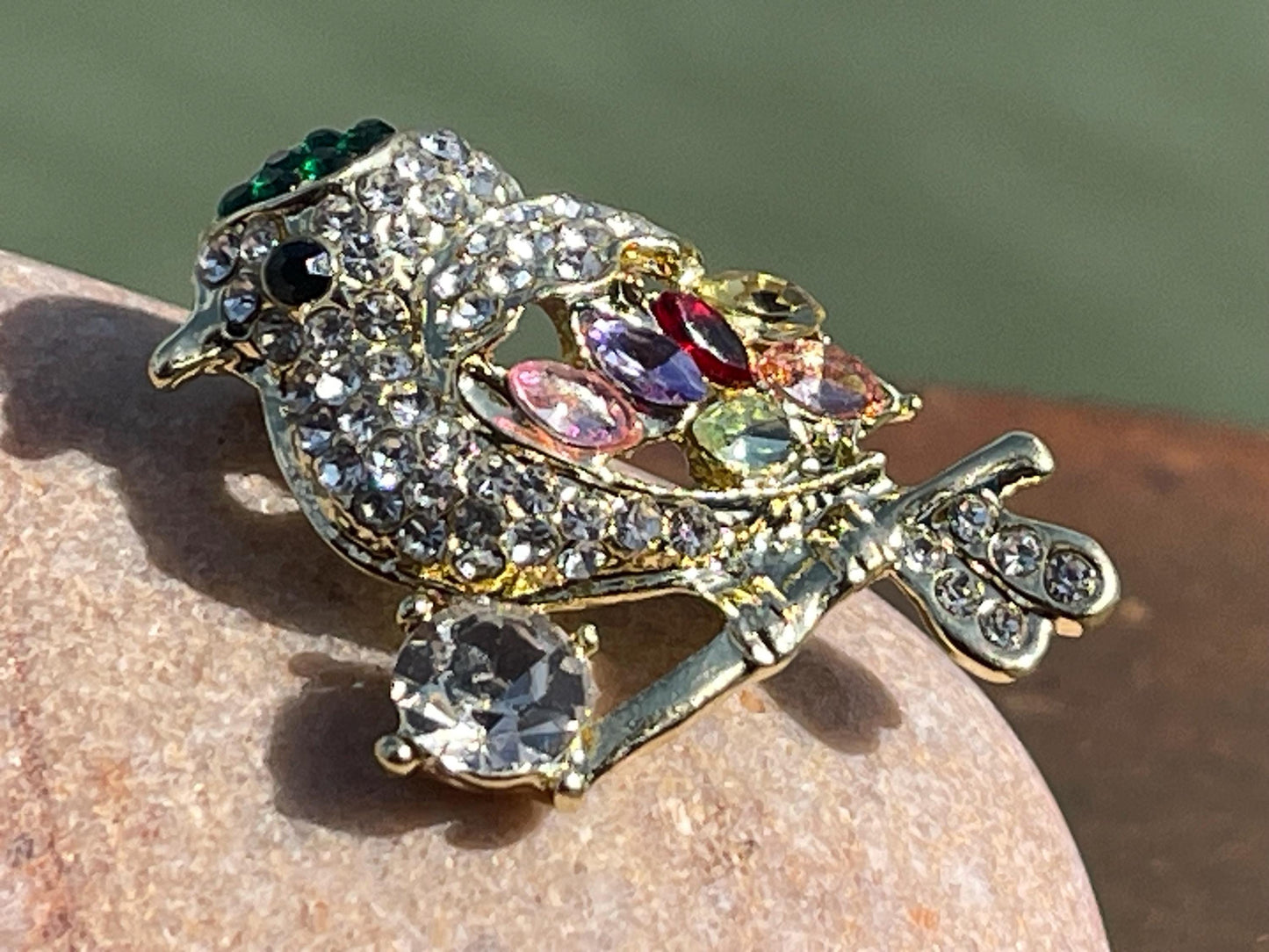 Bird brooch, vintage jewellery, retro jewellery, unusual jewellery, bird brooch, eco friendly gifts for her, ethical jewellery