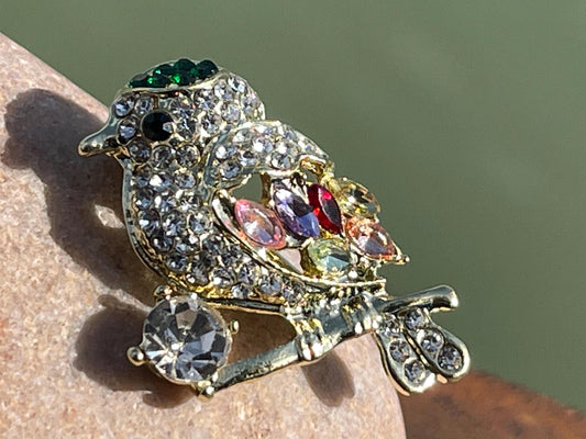 Bird brooch, vintage jewellery, retro jewellery, unusual jewellery, bird brooch, eco friendly gifts for her, ethical jewellery