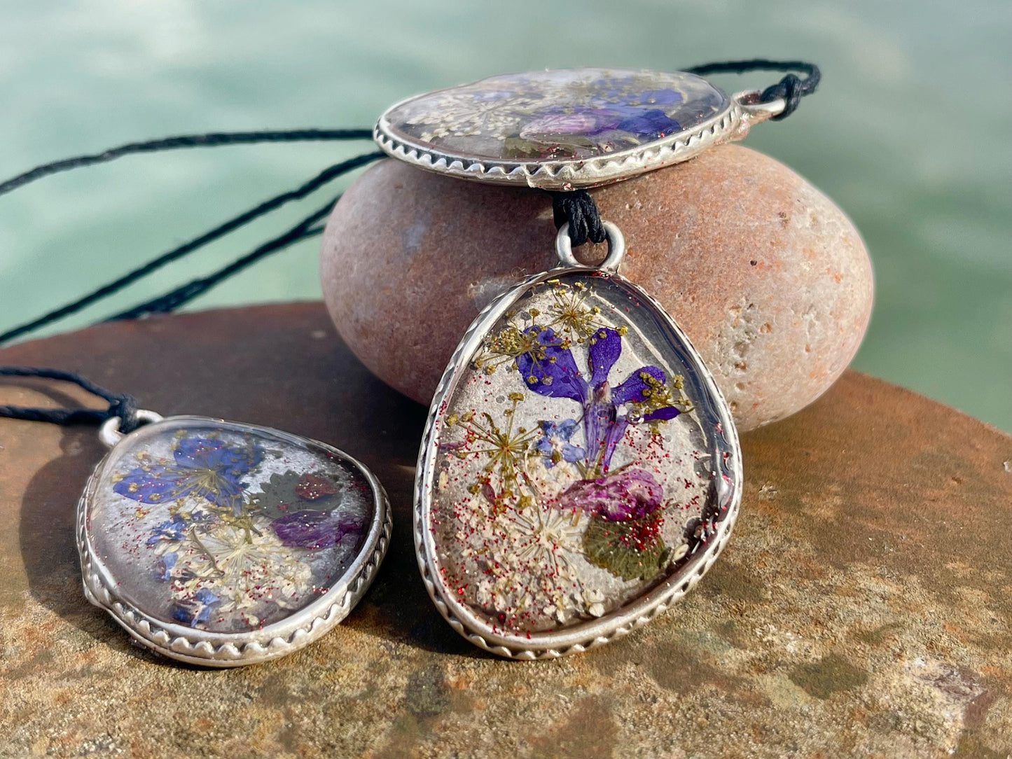 Flower necklace, ethical jewellery, violet necklace, handmade necklace, boho jewellery, gift for her flower pendant, handmade boho necklace