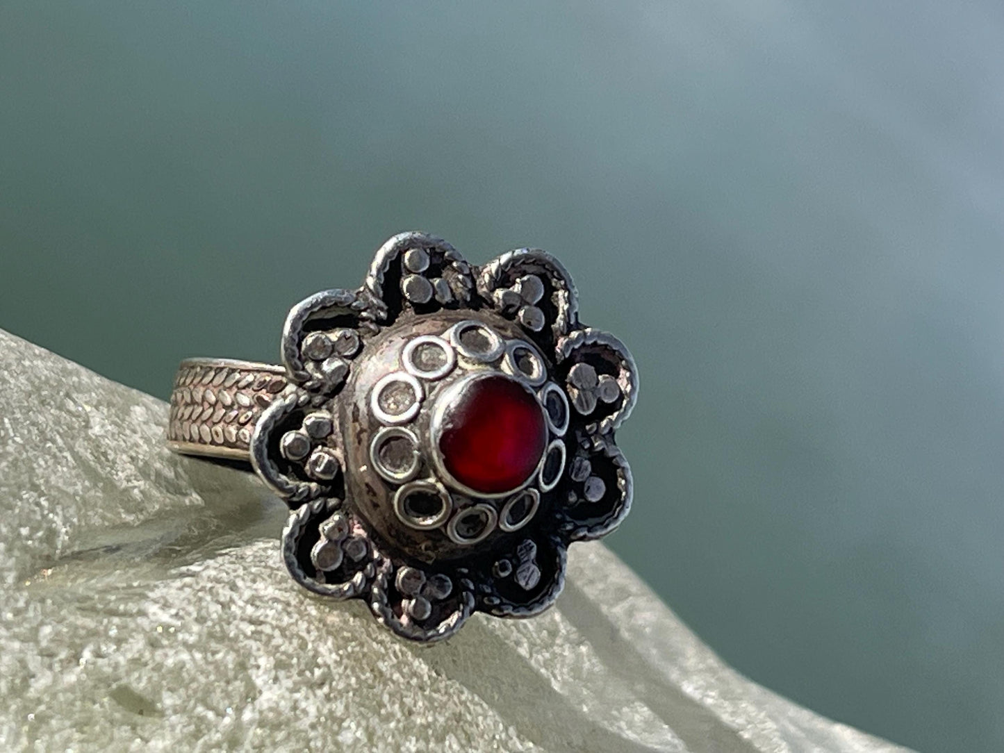 Fabulous vintage flower ring, silver & red ring, boho vintage jewellery, ethical jewellery, gypsy ring. Gypsy jewellery, statement jewellery