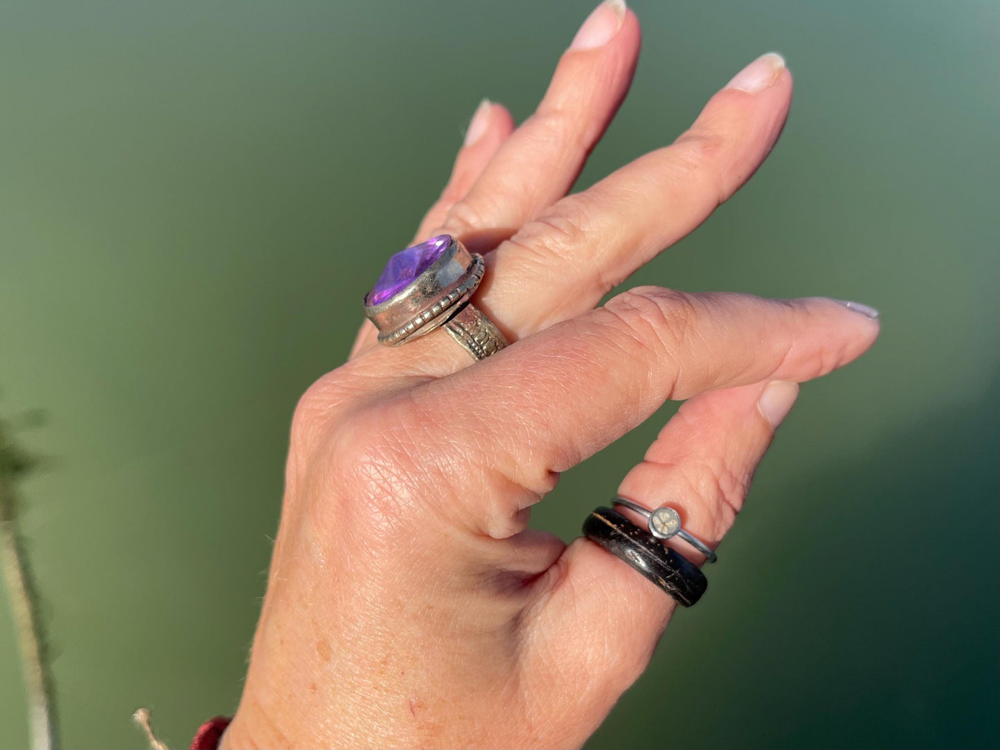 Fabulous purple vintage ring, large purple ring, boho vintage jewellery, ethical jewellery, gypsy ring. Gypsy jewellery, statement jewellery