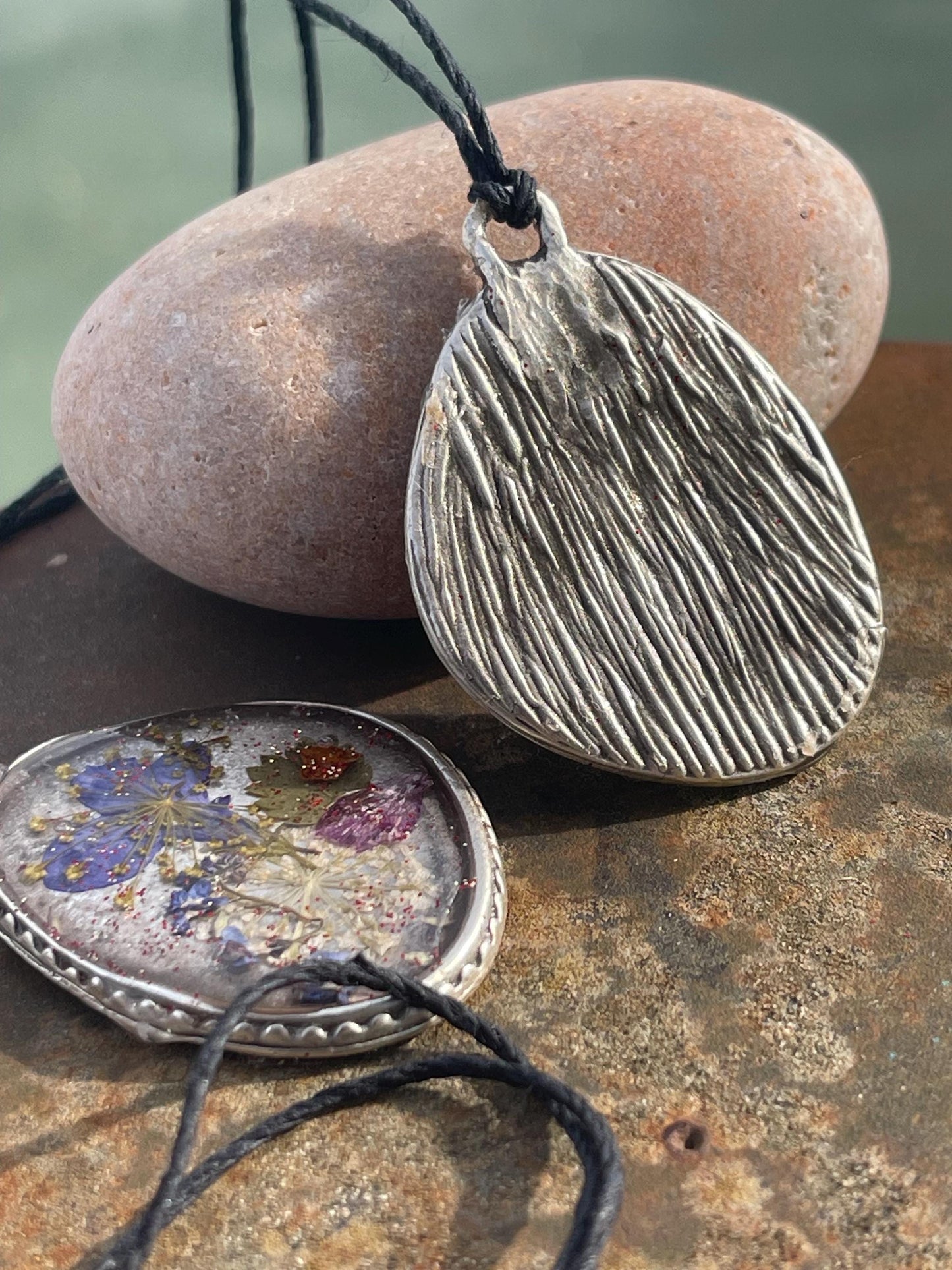 Flower necklace, ethical jewellery, violet necklace, handmade necklace, boho jewellery, gift for her flower pendant, handmade boho necklace