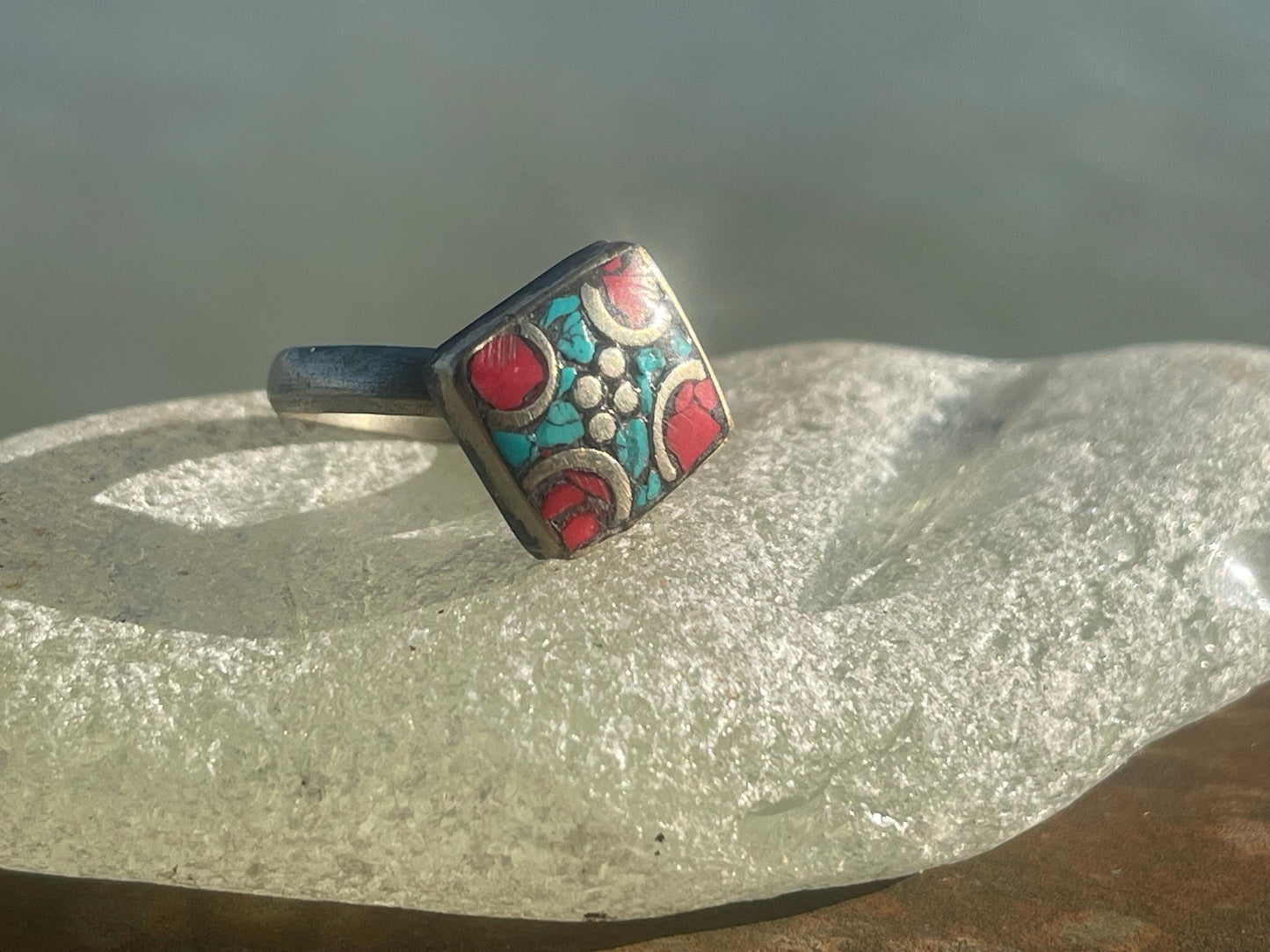 Fabulous vintage turquoise ring, silver & red ring, boho vintage jewellery, ethical jewellery, gypsy ring. Eco friendly jewellery.