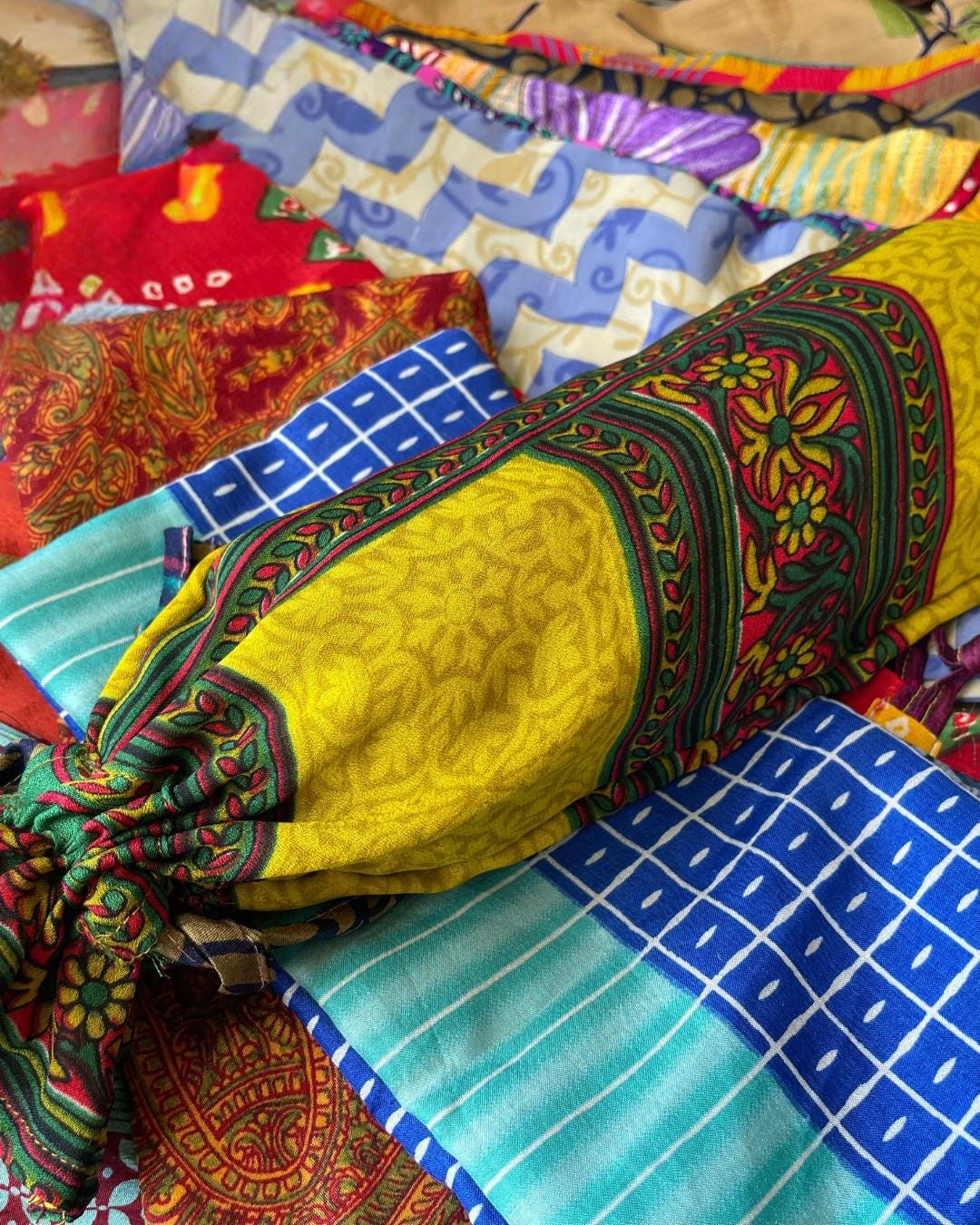 4 recycled sari bottle bags. Eco friendly bottle bags. Recycled bags for gifts. Recycled gift bags. Ethical draw string bags. Wine bags.