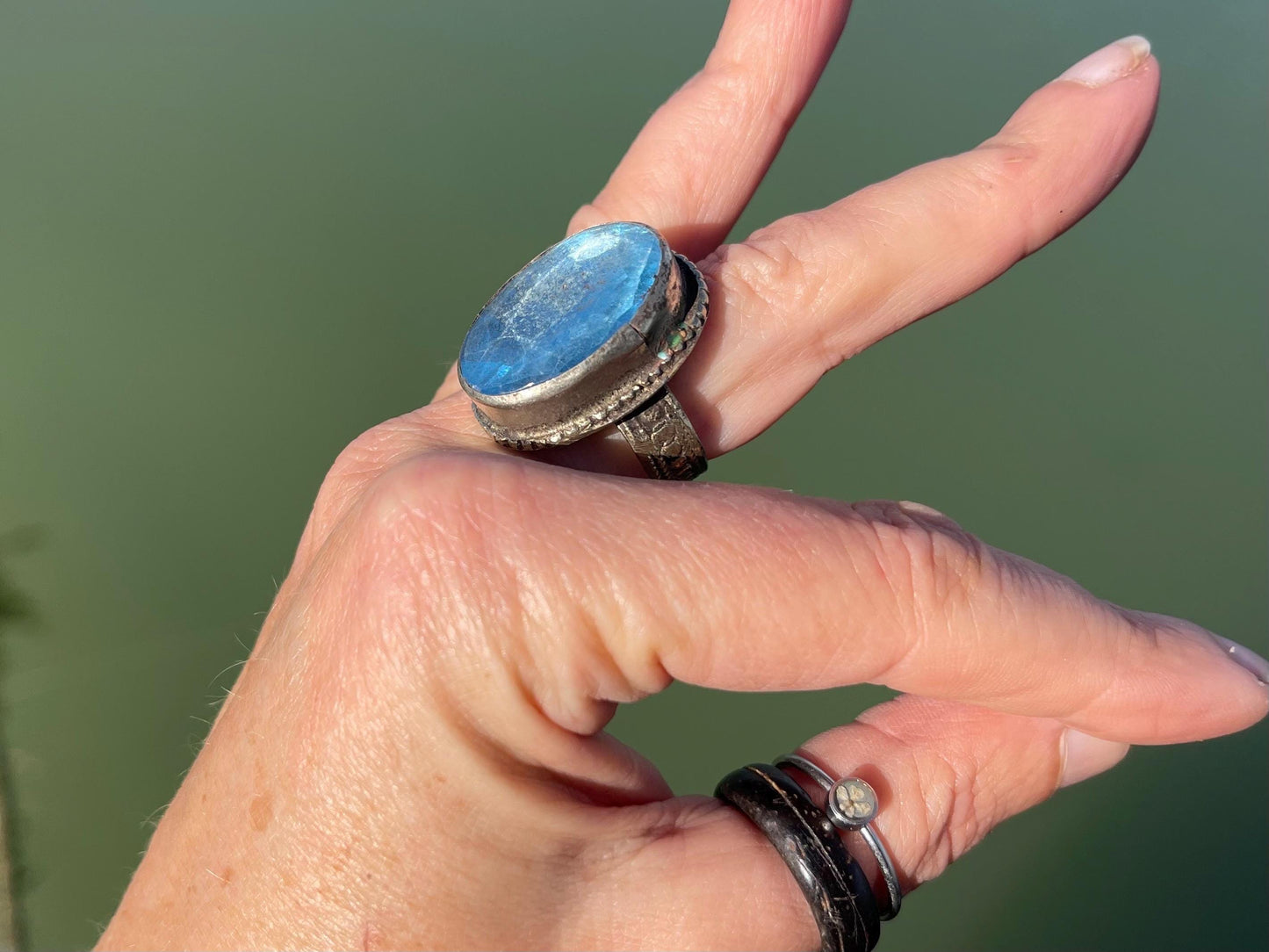 Fabulous vintage ring, large blue ring, boho vintage jewellery, ethical jewellery, gypsy ring. Gypsy jewellery, statement jewellery