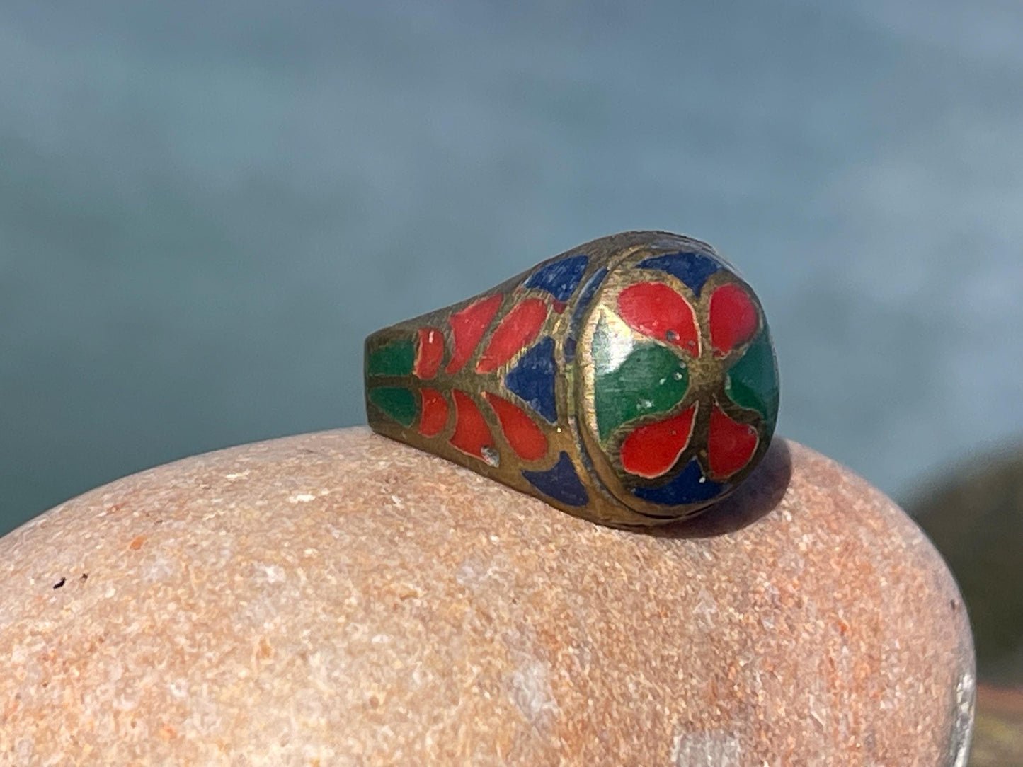 Fabulous festive red and green ring, boho vintage jewellery, ethical jewellery, gypsy ring. Gypsy jewellery. Christmas ring.