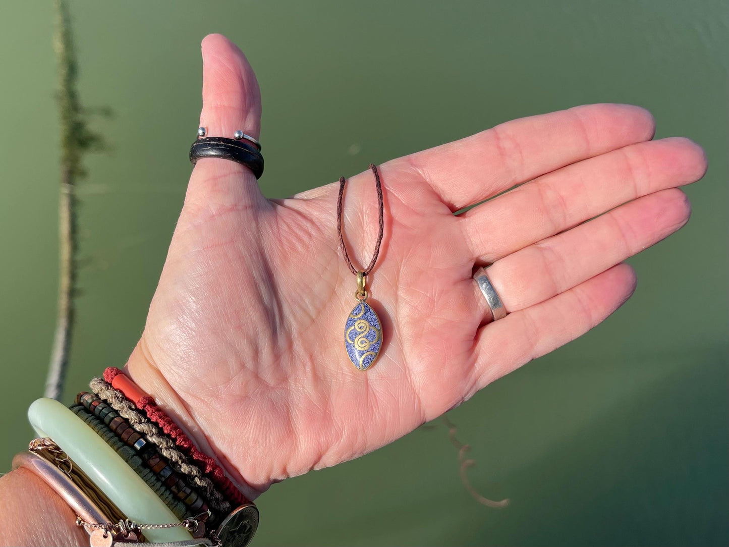 Beautiful little lapis necklace, lapis pendant, vintage jewellery, ethical jewellery, gemstone pendant, boho necklace, unique necklace