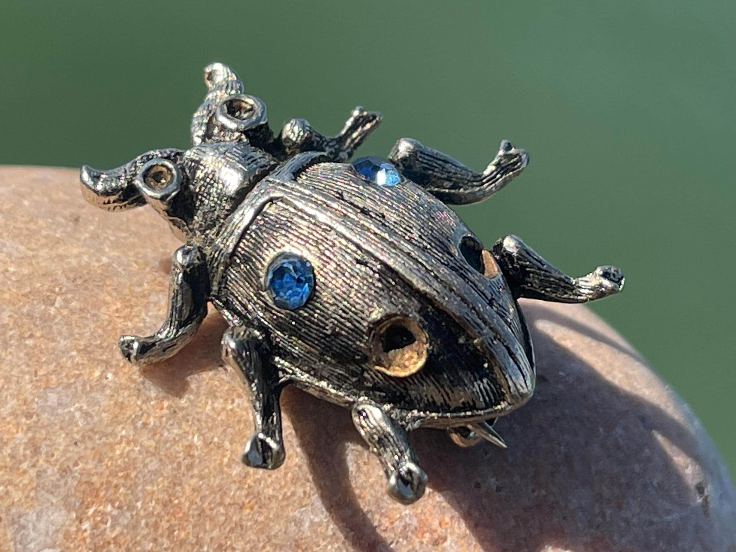 Beetle brooch, vintage brooch, vintage jewellery, retro jewellery, eco friendly gift for her, ethical jewellery, beetle pin. Insect brooch.