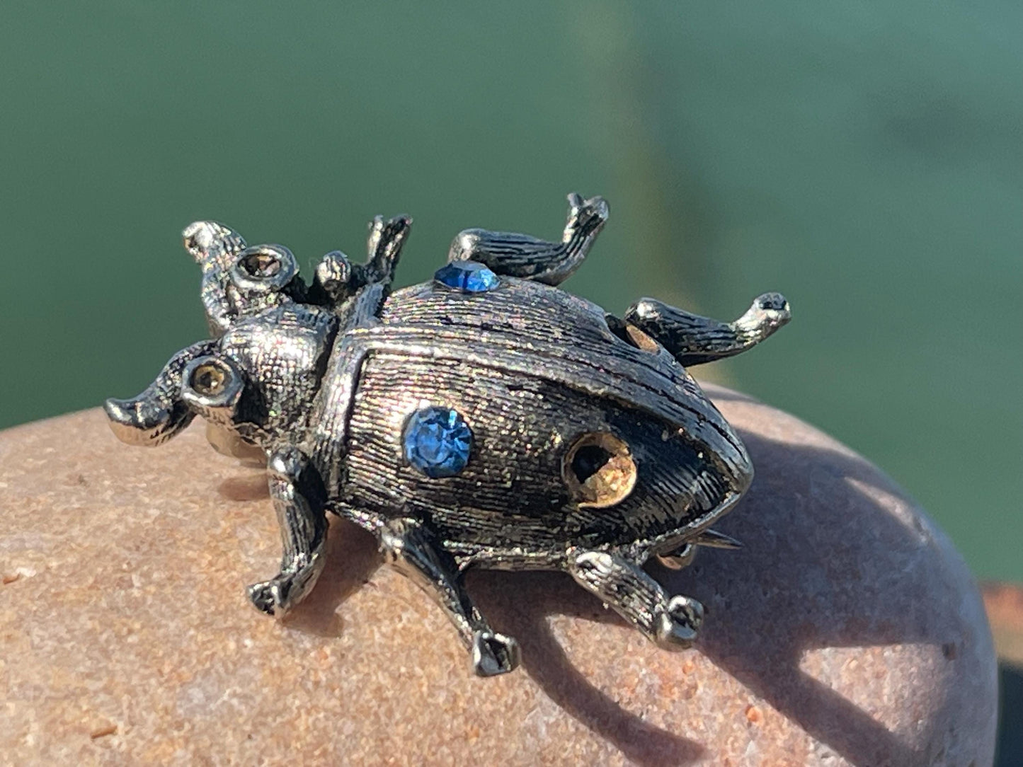 Beetle brooch, vintage brooch, vintage jewellery, retro jewellery, eco friendly gift for her, ethical jewellery, beetle pin. Insect brooch.