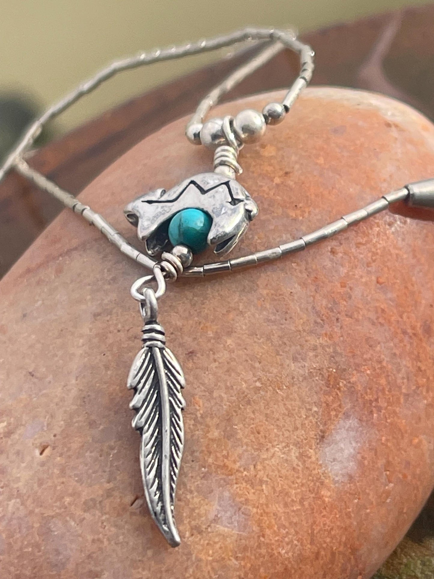 Stunning vintage Navajo bear necklace on sterling silver. Turquoise bear necklace. Navajo necklace. Eco friendly jewellery. Vintage pendant.