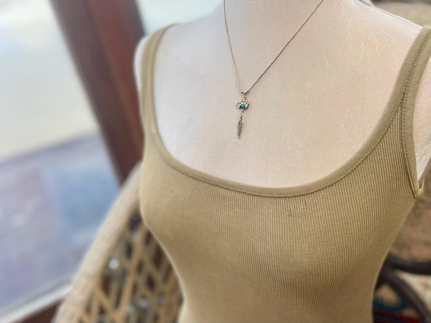 Stunning vintage Navajo bear necklace on sterling silver. Turquoise bear necklace. Navajo necklace. Eco friendly jewellery. Vintage pendant.