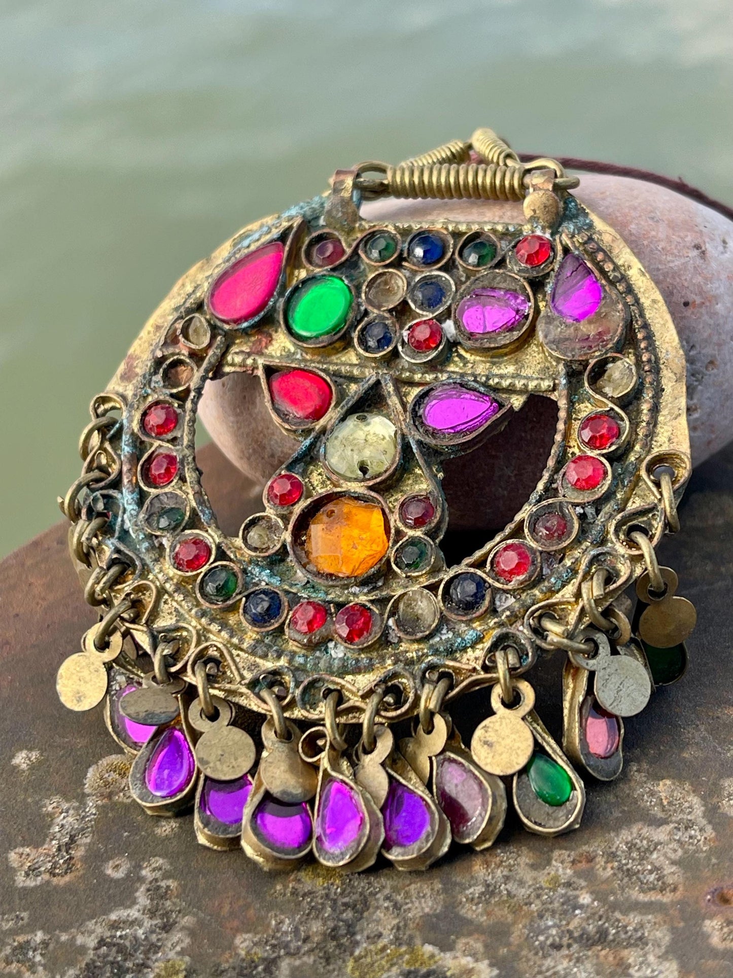 Vintage enamel and brass necklace, tribal jewellery. Unusual vintage pendants. Vintage jewellery. Unique necklaces. Unusual heart necklace