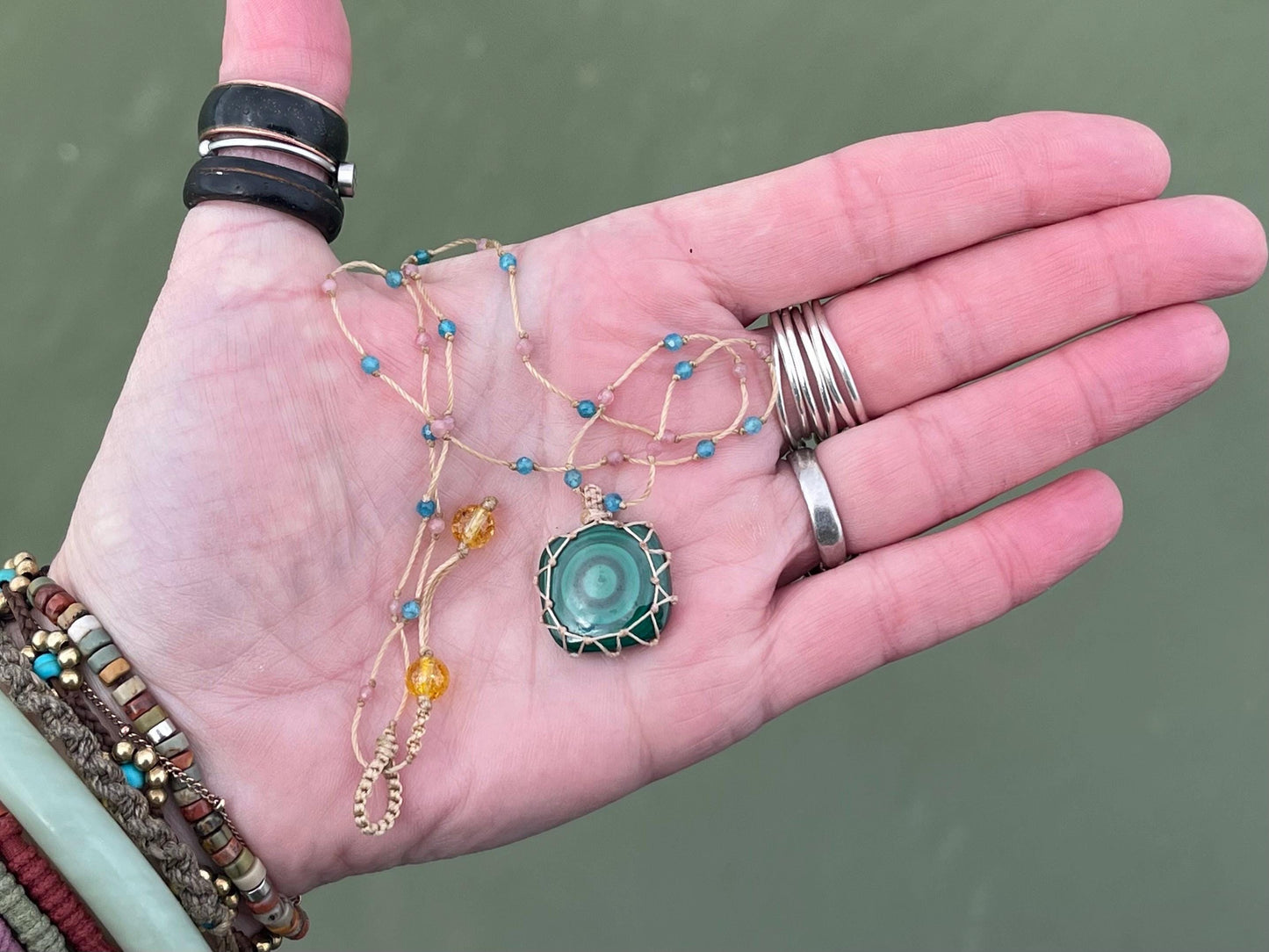 Stunning macrame malachite necklace, malachite pendant, green gemstone, Handmade gemstone necklace, boho gift for her. Macrame jewellery.