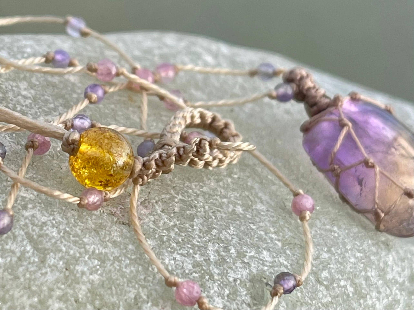 Stunning macrame violet quartz & amethyst necklace, citrine pendant. Handmade gemstone necklace, boho jewellery. Macrame jewellery. Unique