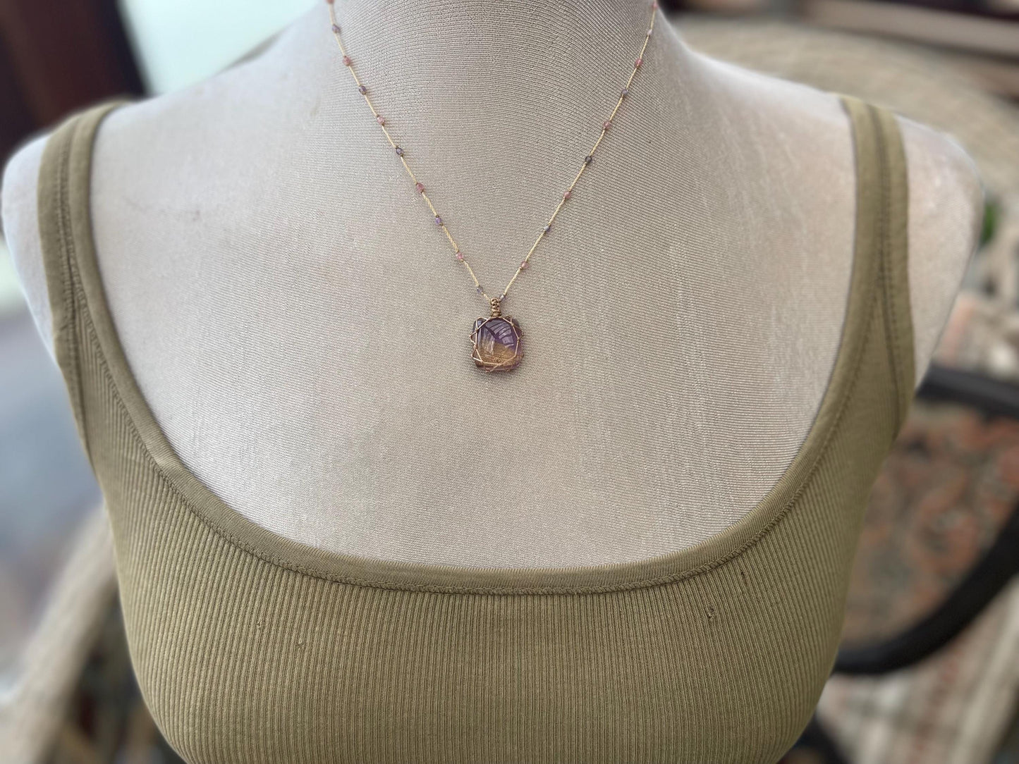 Stunning macrame violet quartz & amethyst necklace, citrine pendant. Handmade gemstone necklace, boho jewellery. Macrame jewellery. Unique