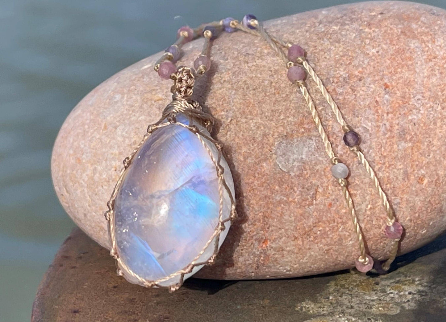 Stunning rainbow moonstone necklace, moonstone pendant, rainbow gemstone, Handmade gemstone necklace, boho gift for her. Macrame jewellery.