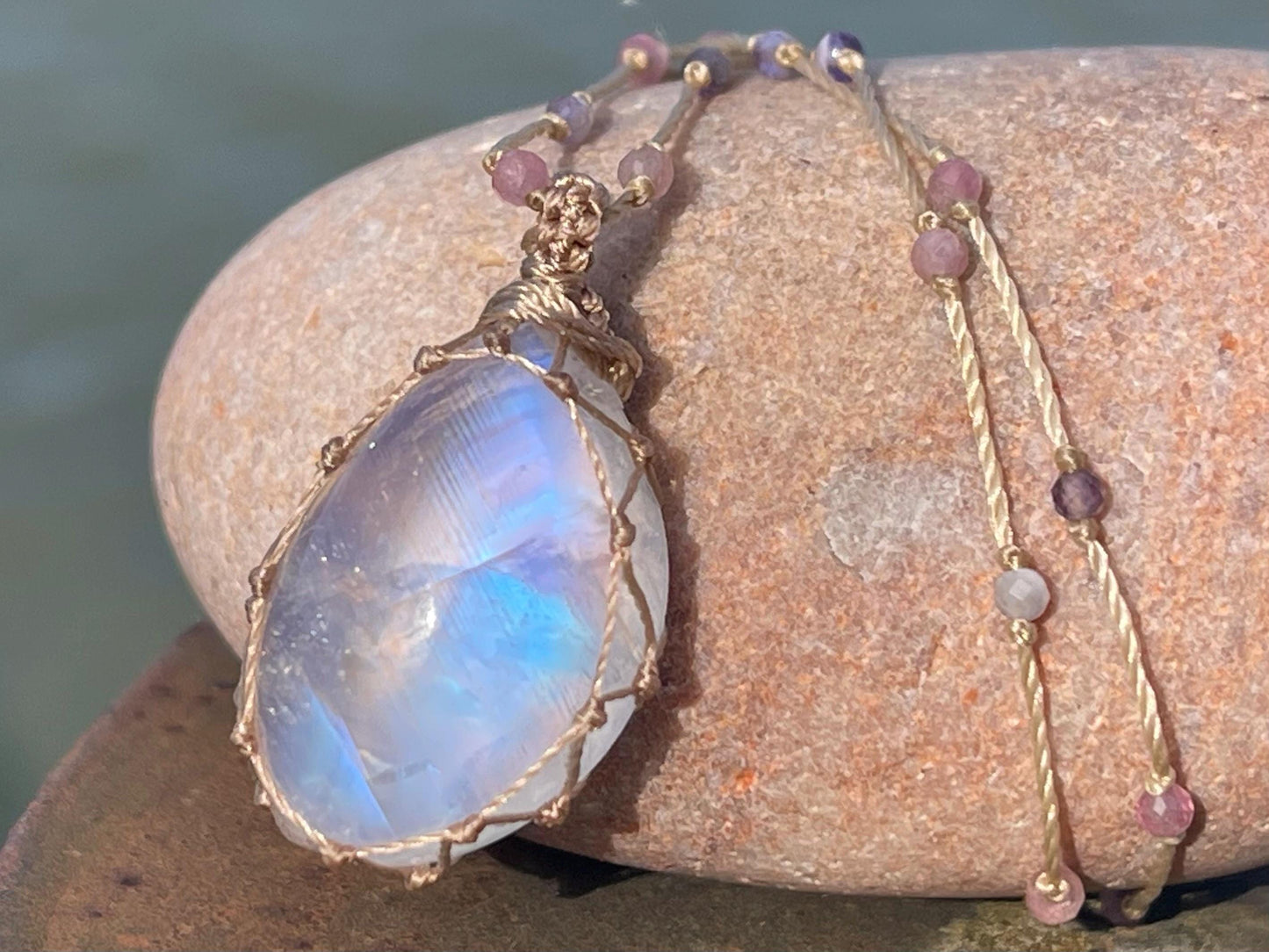 Stunning rainbow moonstone necklace, moonstone pendant, rainbow gemstone, Handmade gemstone necklace, boho gift for her. Macrame jewellery.