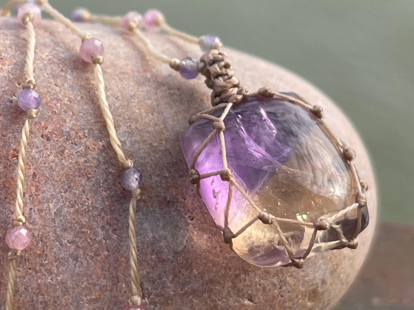 Stunning macrame violet quartz & amethyst necklace, citrine pendant. Handmade gemstone necklace, boho jewellery. Macrame jewellery. Unique