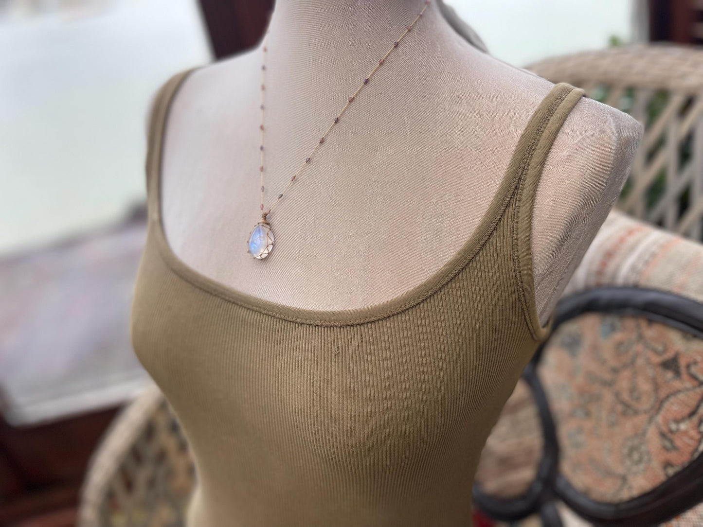 Stunning rainbow moonstone necklace, moonstone pendant, rainbow gemstone, Handmade gemstone necklace, boho gift for her. Macrame jewellery.