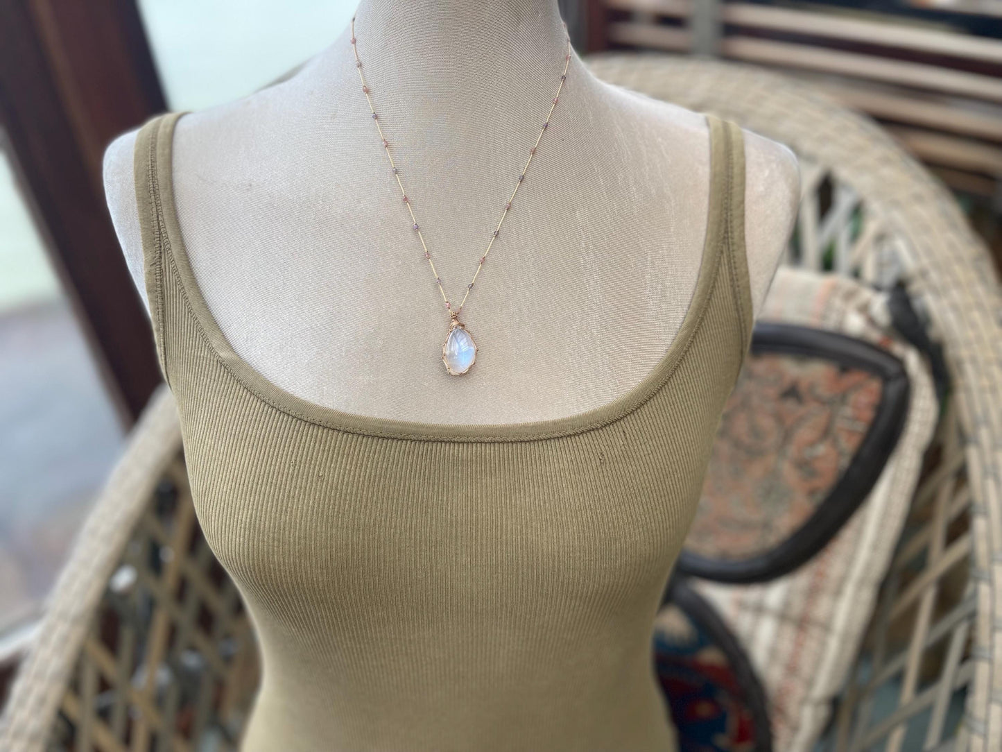 Stunning rainbow moonstone necklace, moonstone pendant, rainbow gemstone, Handmade gemstone necklace, boho gift for her. Macrame jewellery.