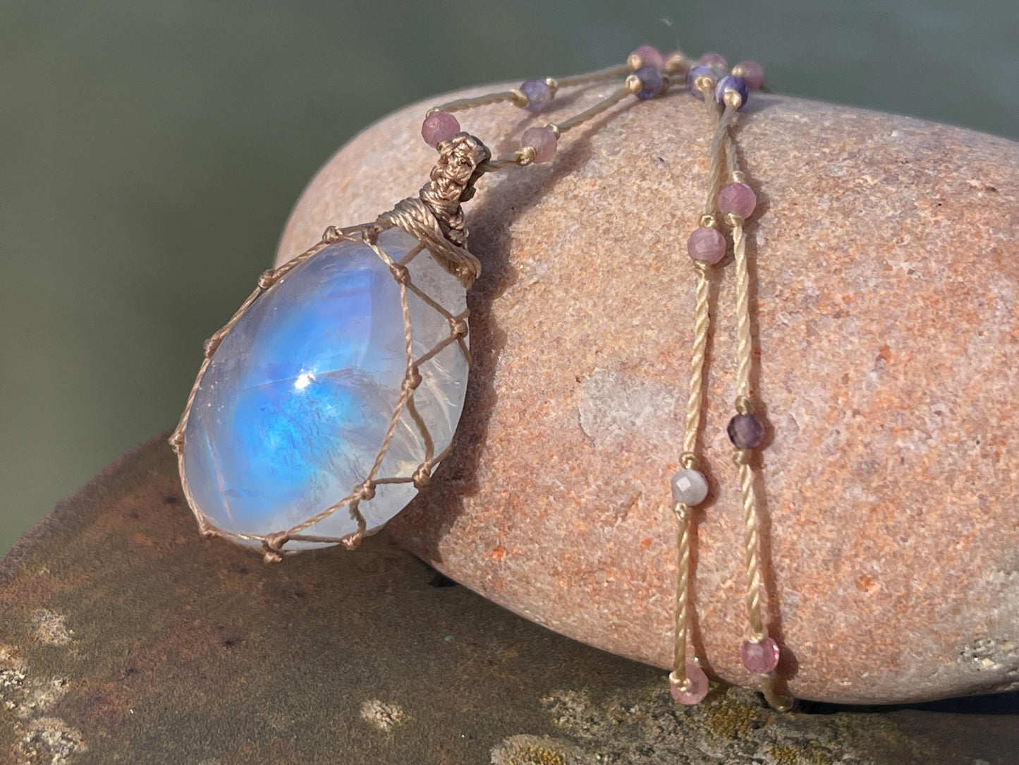 Stunning rainbow moonstone necklace, moonstone pendant, rainbow gemstone, Handmade gemstone necklace, boho gift for her. Macrame jewellery.