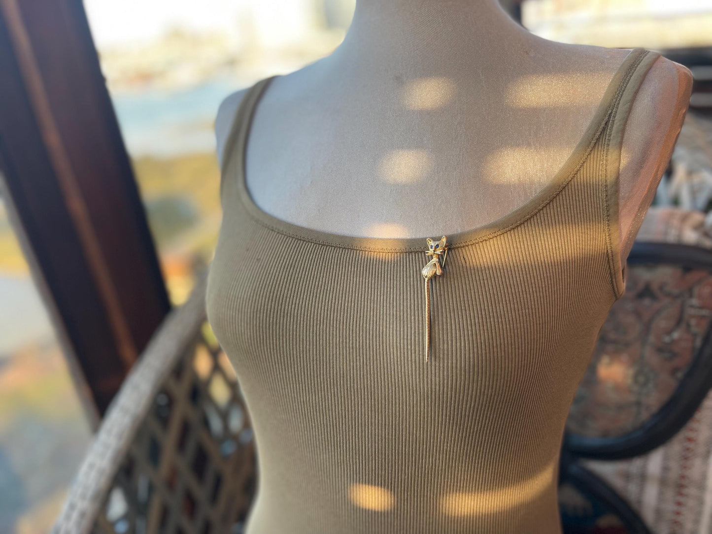 Cat brooch, vintage brooch, vintage jewellery, retro jewellery, eco friendly gift for her, ethical jewellery, articulated jewellery