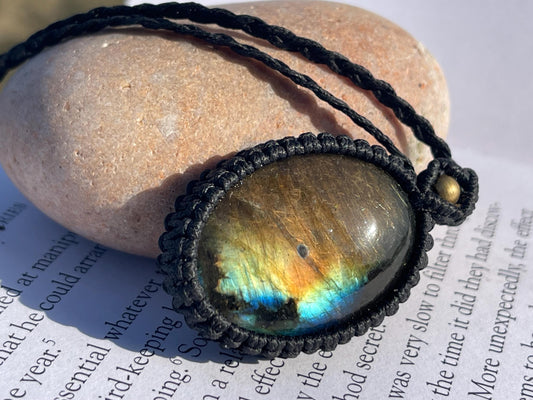 Stunning macrame labradorite necklace on an adjustable cord. Handmade gemstone necklace, boho jewellery. Macrame jewellery. Unique necklace.