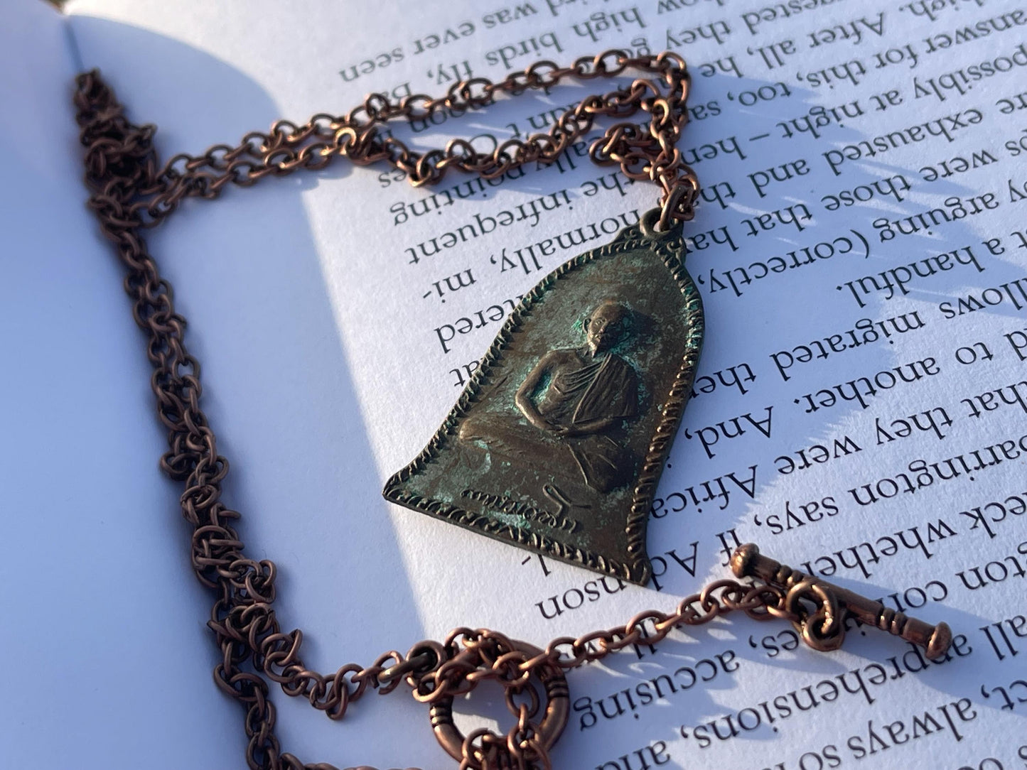 Vintage Thai Buddhist pendant. Antique Buddhist pendant. Thai amulet. Buddha necklace. Buddha jewellery. Yoga jewellery. Vintage necklaces.