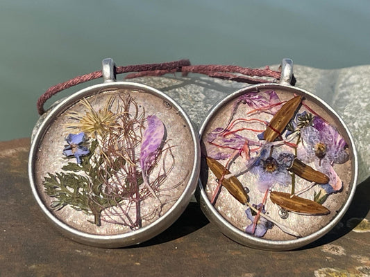 Flower necklace, ethical jewellery, forget me not necklace, handmade necklace, boho jewellery, flower pendant. Remembrance gifts.